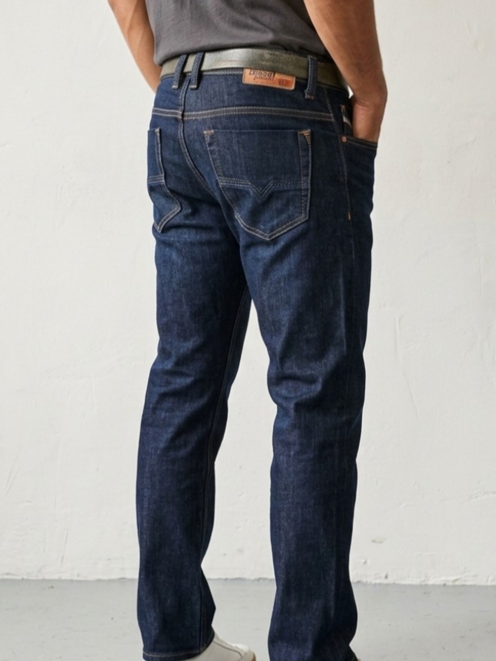 (NWOT)DIESEL men's jeans